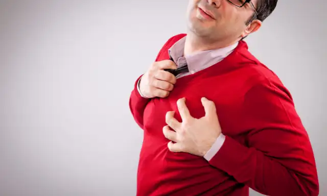 Symptoms Of Heart Attack : ह्रदय घात या हार्ट अटैक के लक्षण क्या है | Symptoms Of Heart Attack in Hindi